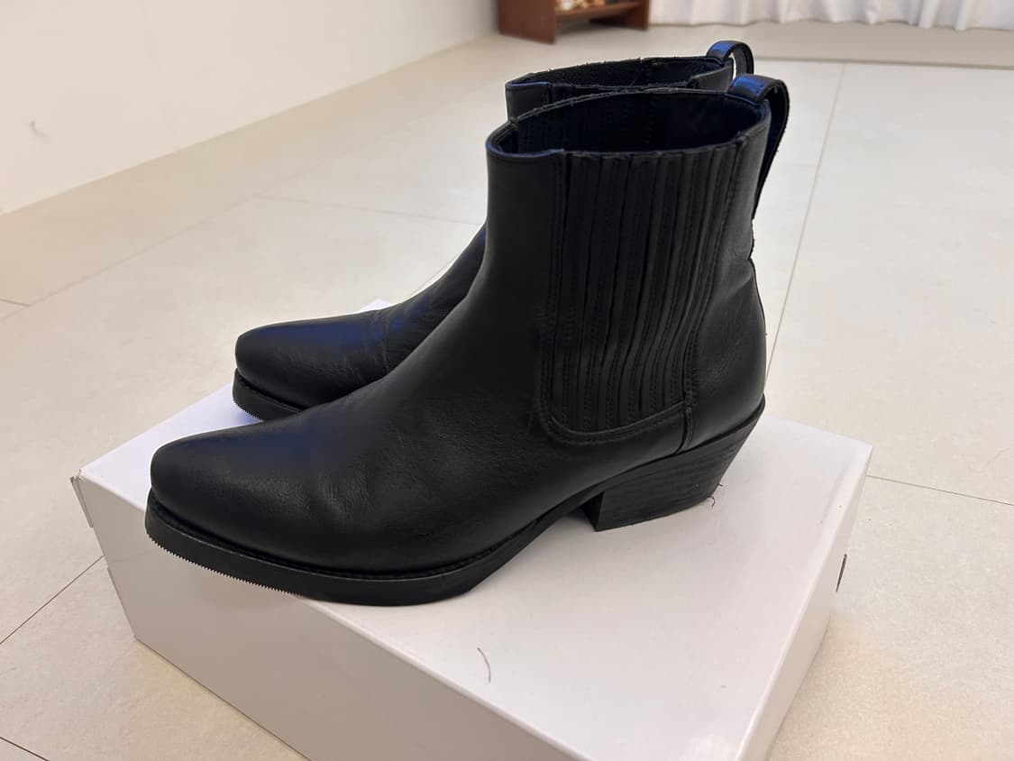 아워레가시 쿠반부츠 40 상품이미지3