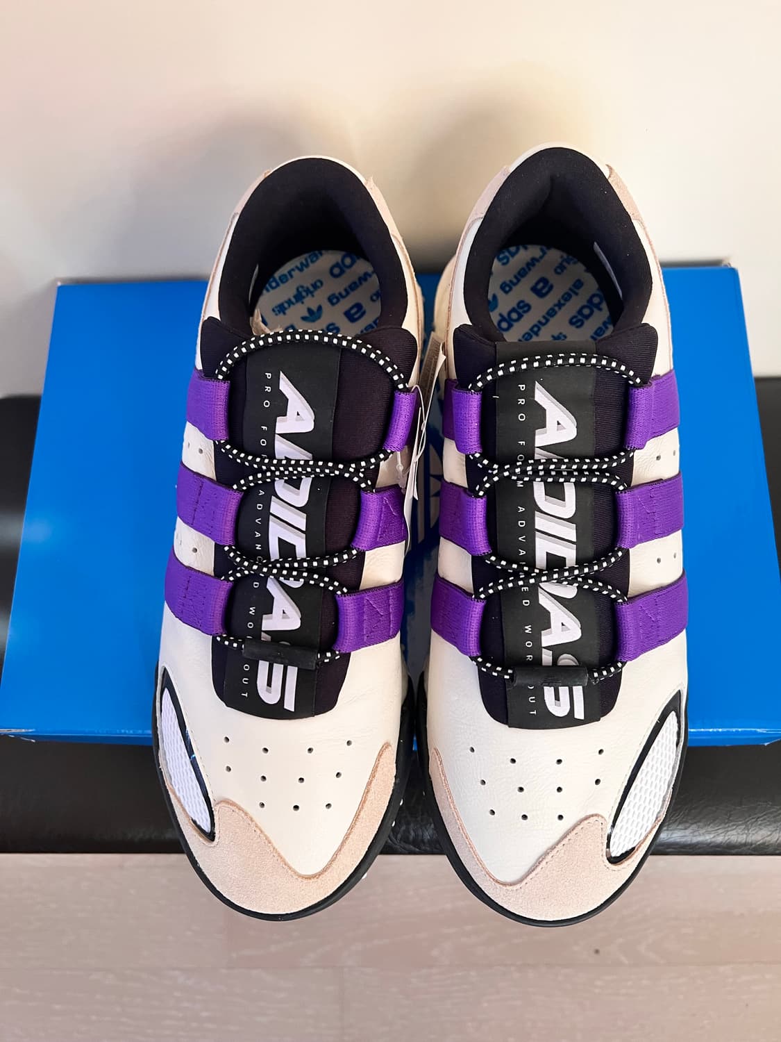 아디다스 알렉산더 왕 콜라보 왕바디 운동화 새상품 상품이미지2