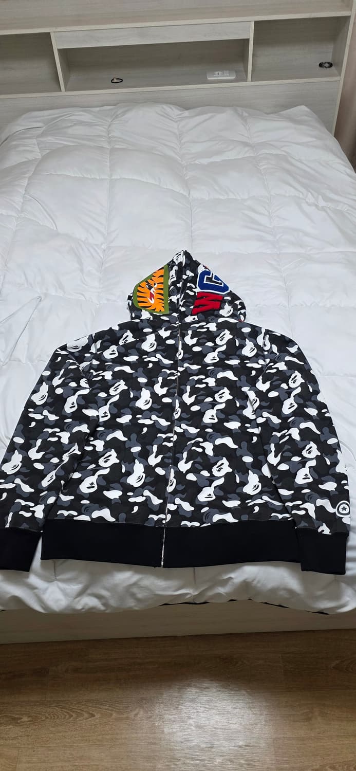 JAPAN LIMITED COLLECTION BAPE 후드집업 상품이미지3