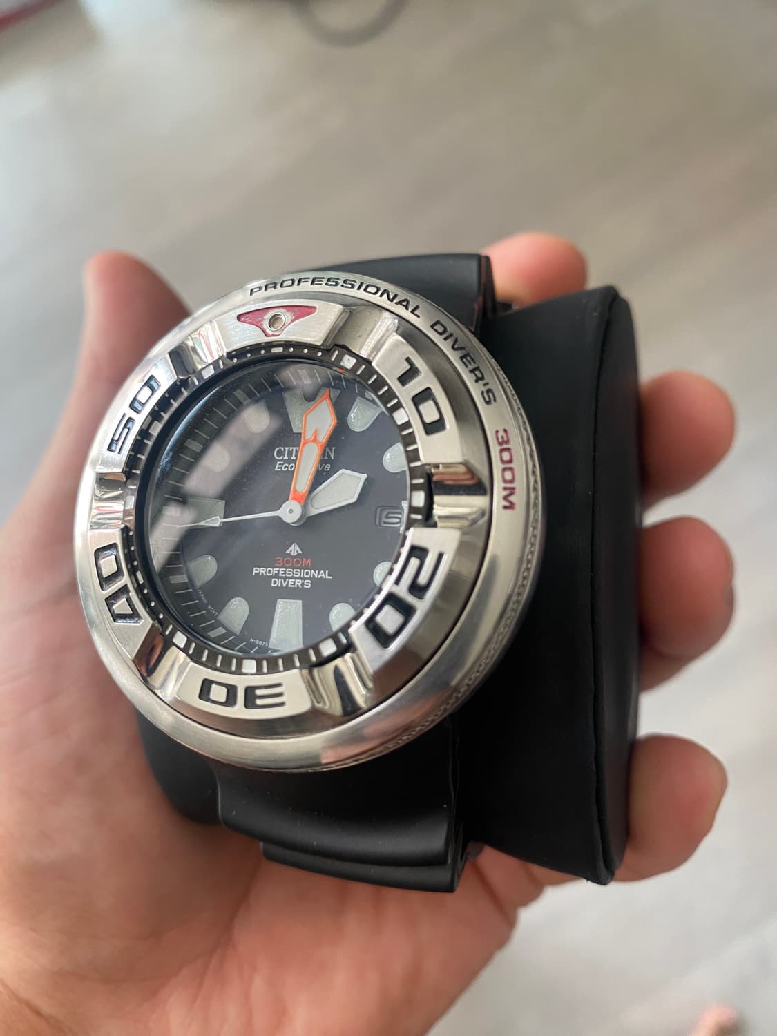 시티즌 에코질라 300m 상품이미지2