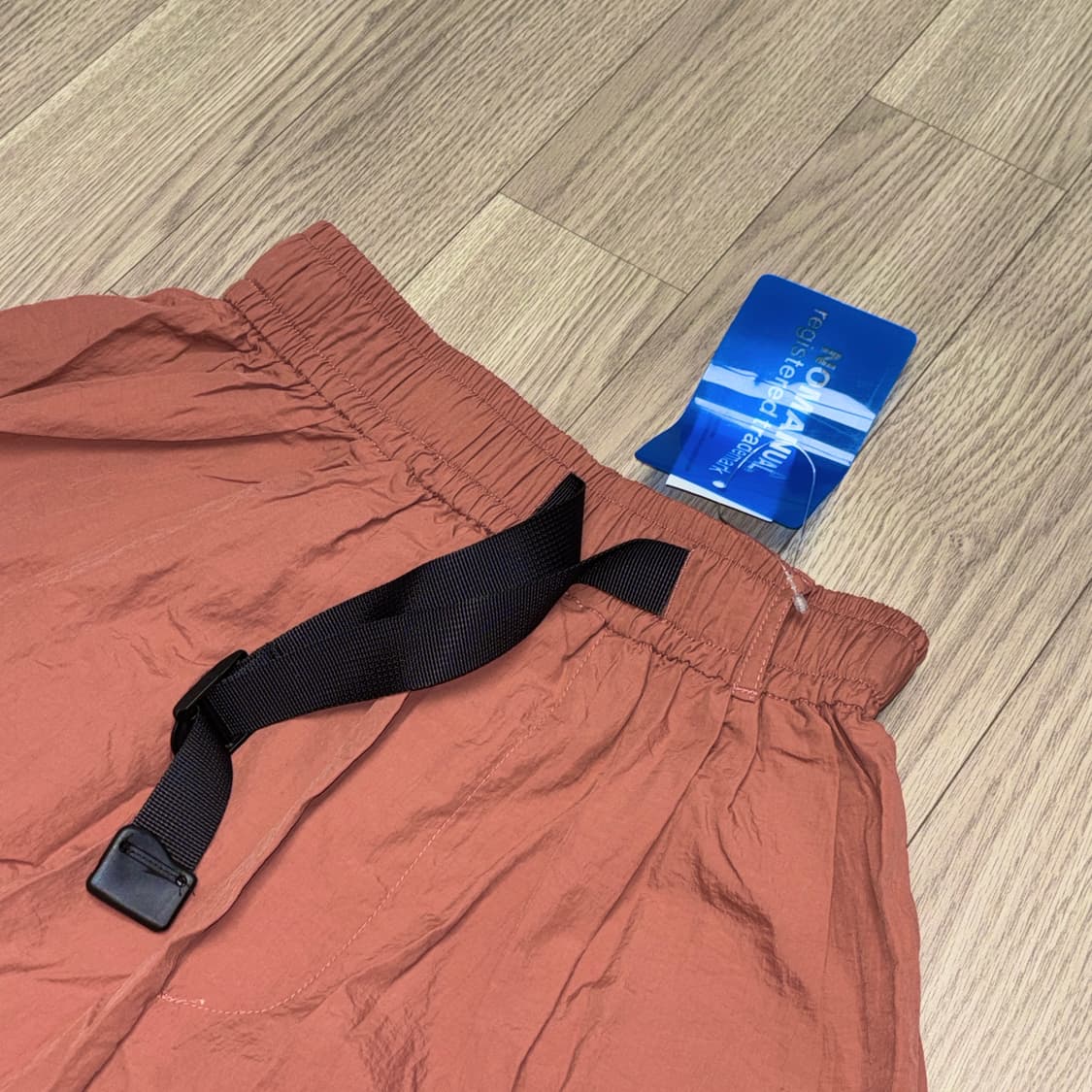 노매뉴얼 TWO TUCK 나일론 팬츠 빈티지 레드 L 상품이미지2