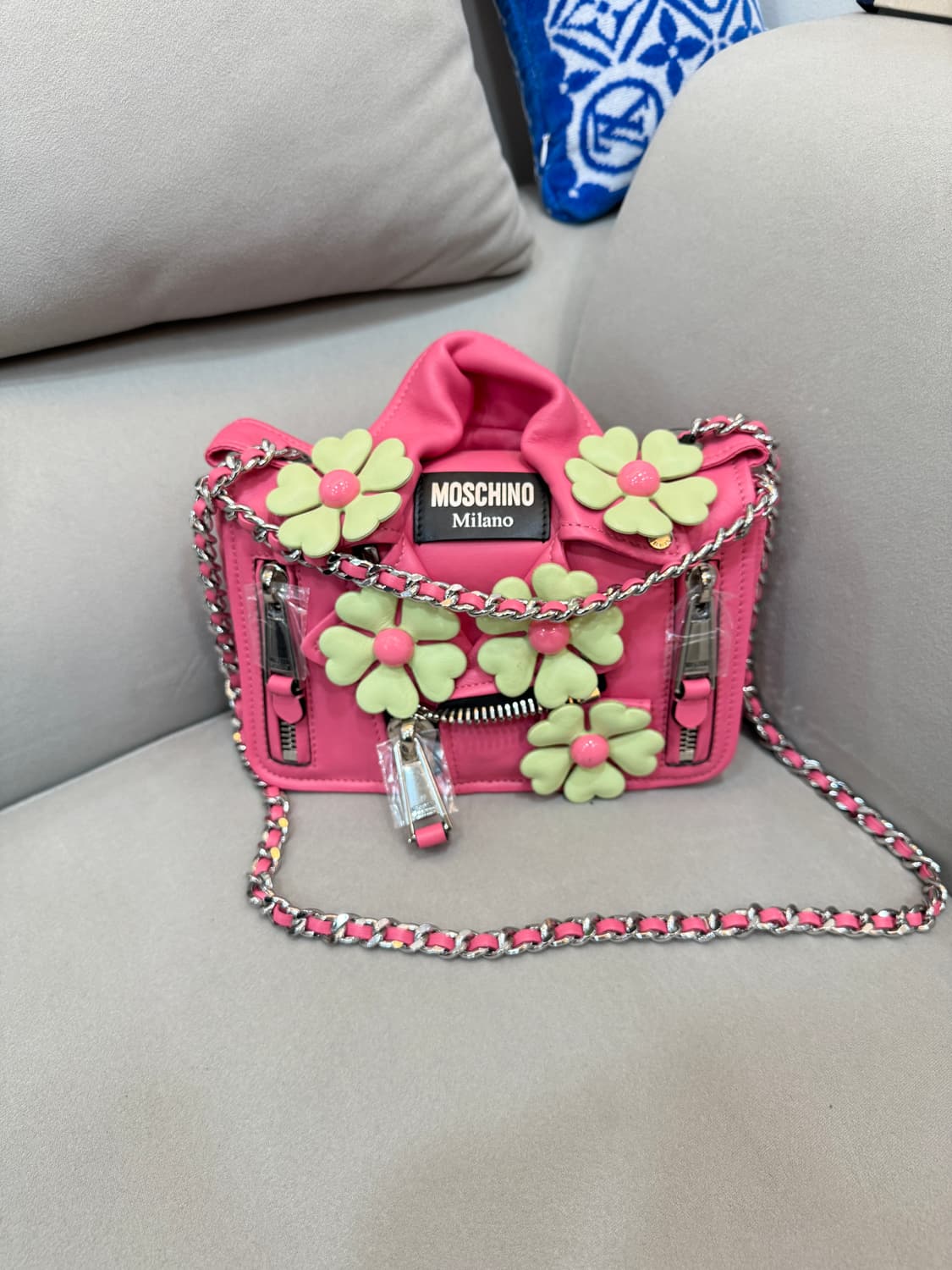 새상품급 모스키노 바이커백 상품이미지1