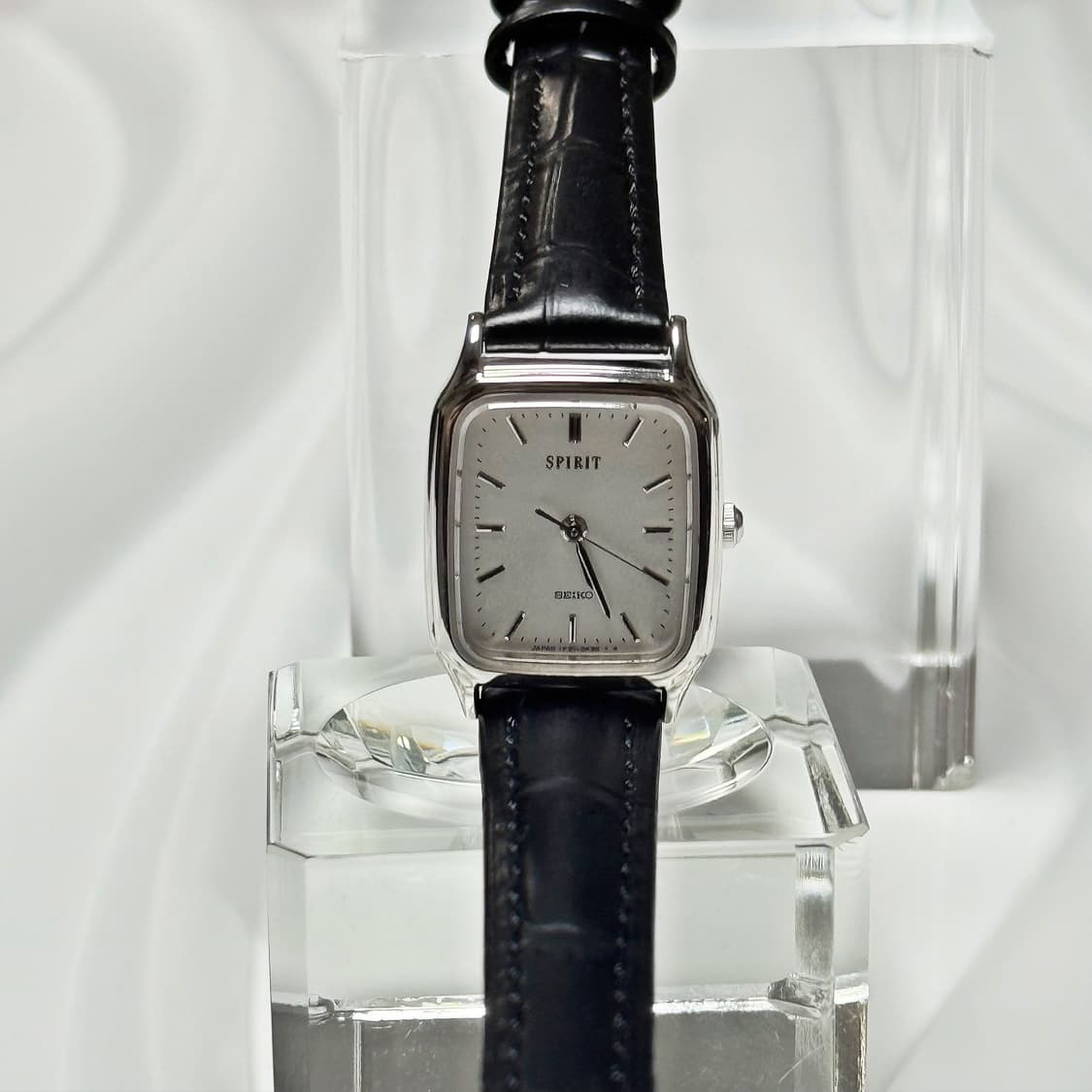 90s 빈티지 세이코 스피릿 실버 쿠션 스퀘어 워치 상품이미지3