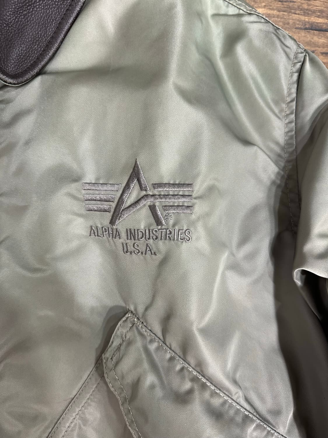 알파인더스트리 MA-1 모델: CWU-45/P 플라이트 자켓 항공점퍼 라 상품이미지4