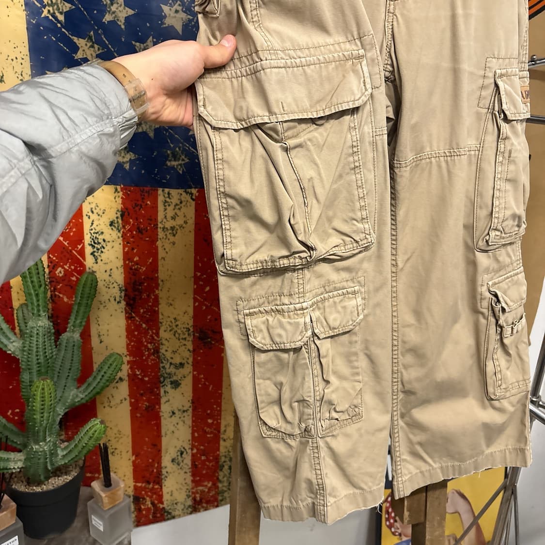 알파인더스트리 유틸리티 멀티포켓 와이드 카고팬츠 데저트베이지 N950 상품이미지5