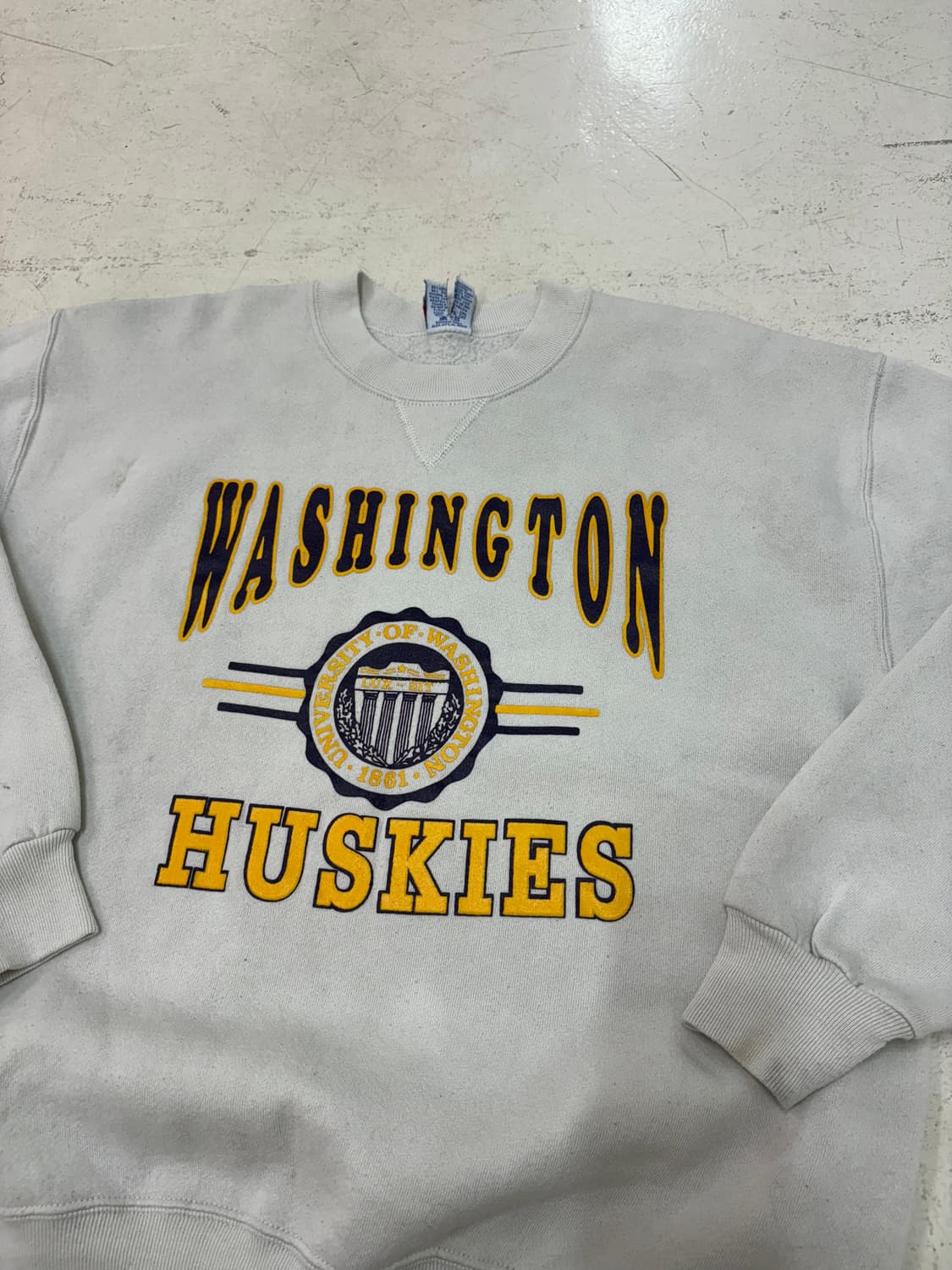 90's vtg Russell USA Sweatshirt. 상품이미지2