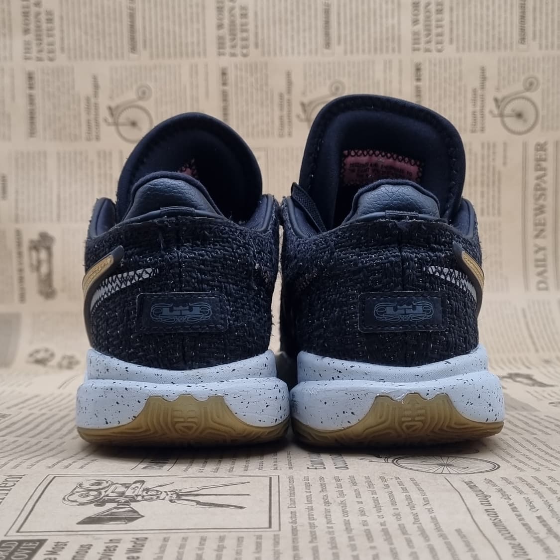 나이키 르브론 20 주니어 농구화225 상품이미지4