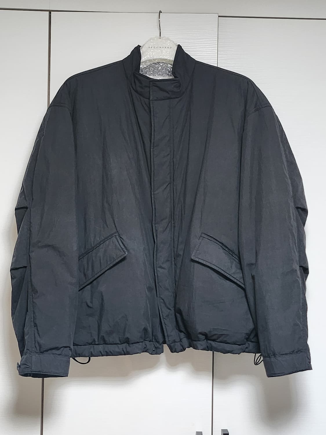 [4] 브라운야드 패디드 숏 자켓 블랙 상품이미지1