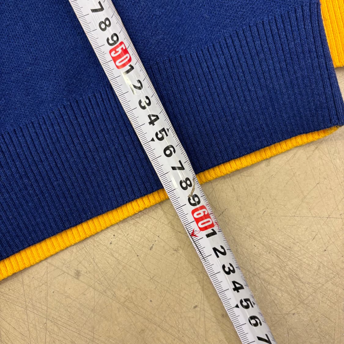 베네통 투톤 빅로고 니트 상품이미지5