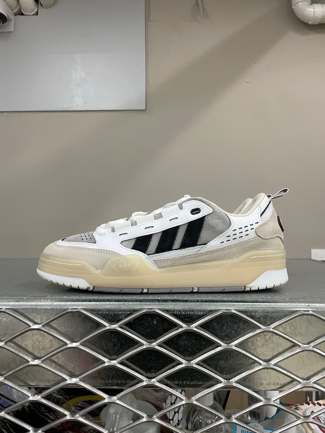 아디다스 아디 2000 클라우드 화이트 코어 블랙 290 상품이미지1