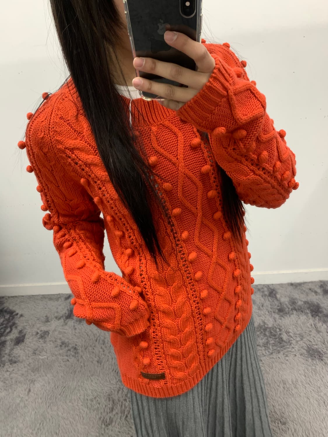 버버리 오렌지 폼폼이 케이블 니트 상품이미지1