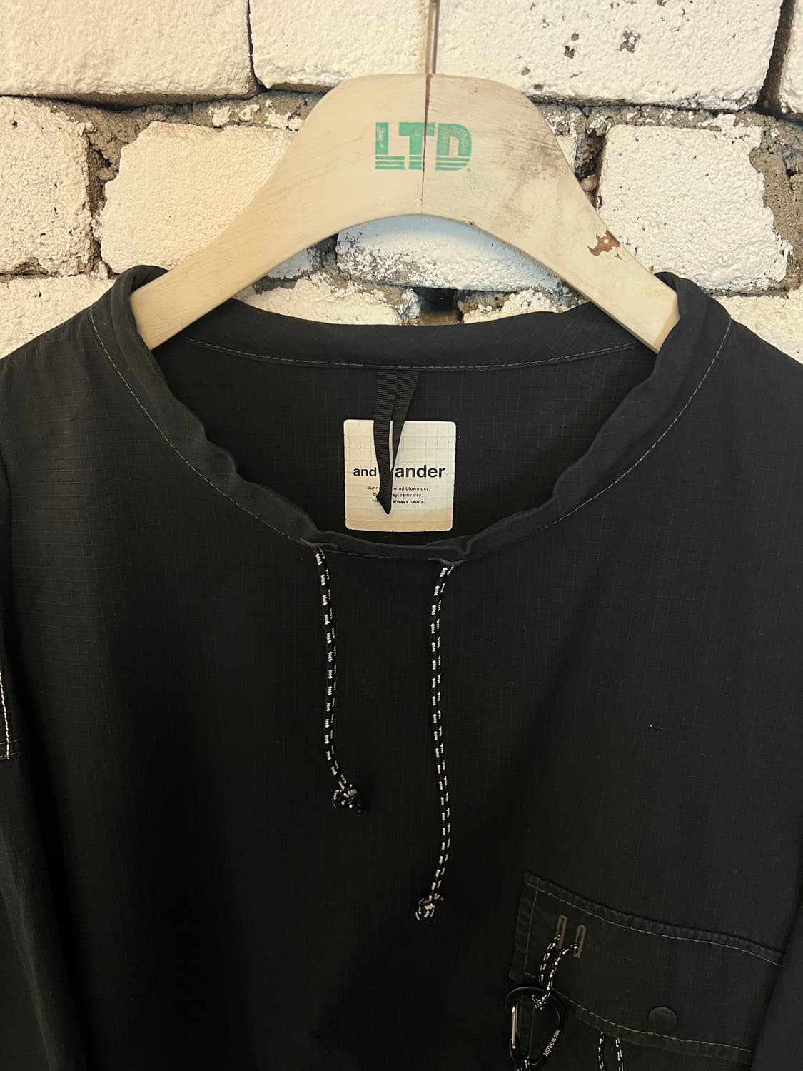 And wander 앤드원더 dry ripstop long fullove 상품이미지2