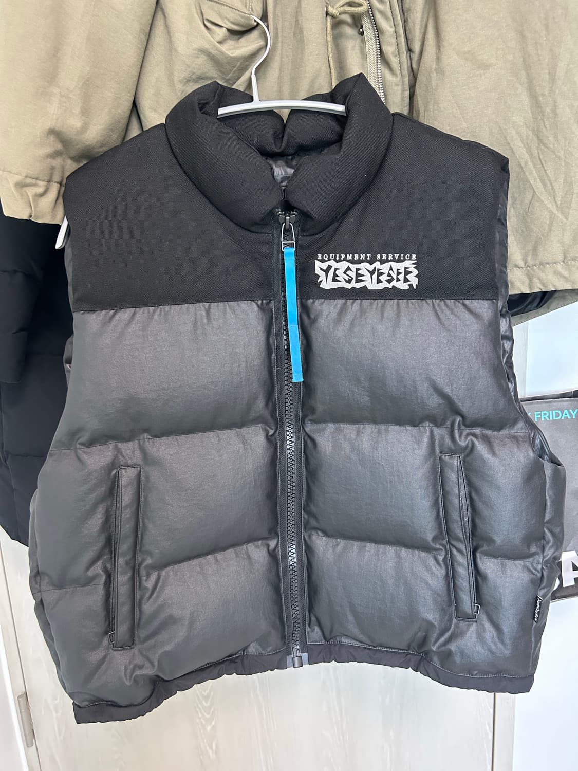 예스아이씨 패딩베스트 상품이미지1