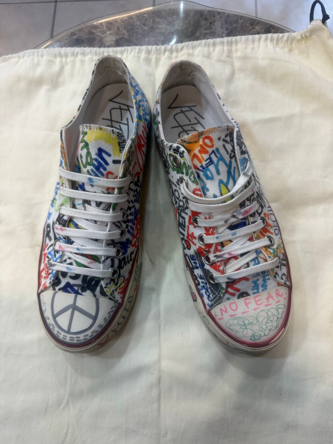 42/27p 정품 배트멍 그래피티 낙서 스니커즈 팝니다 상품이미지2