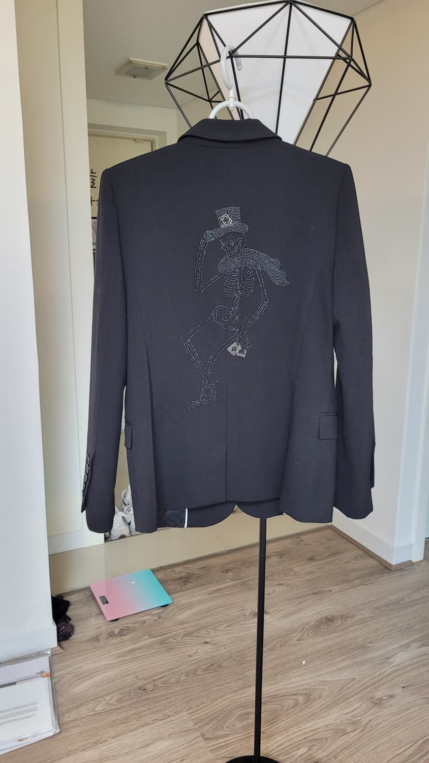 Zadig & Voltaire 자딕앤볼테르 블랙 해골 포인트 블레이저 상품이미지5