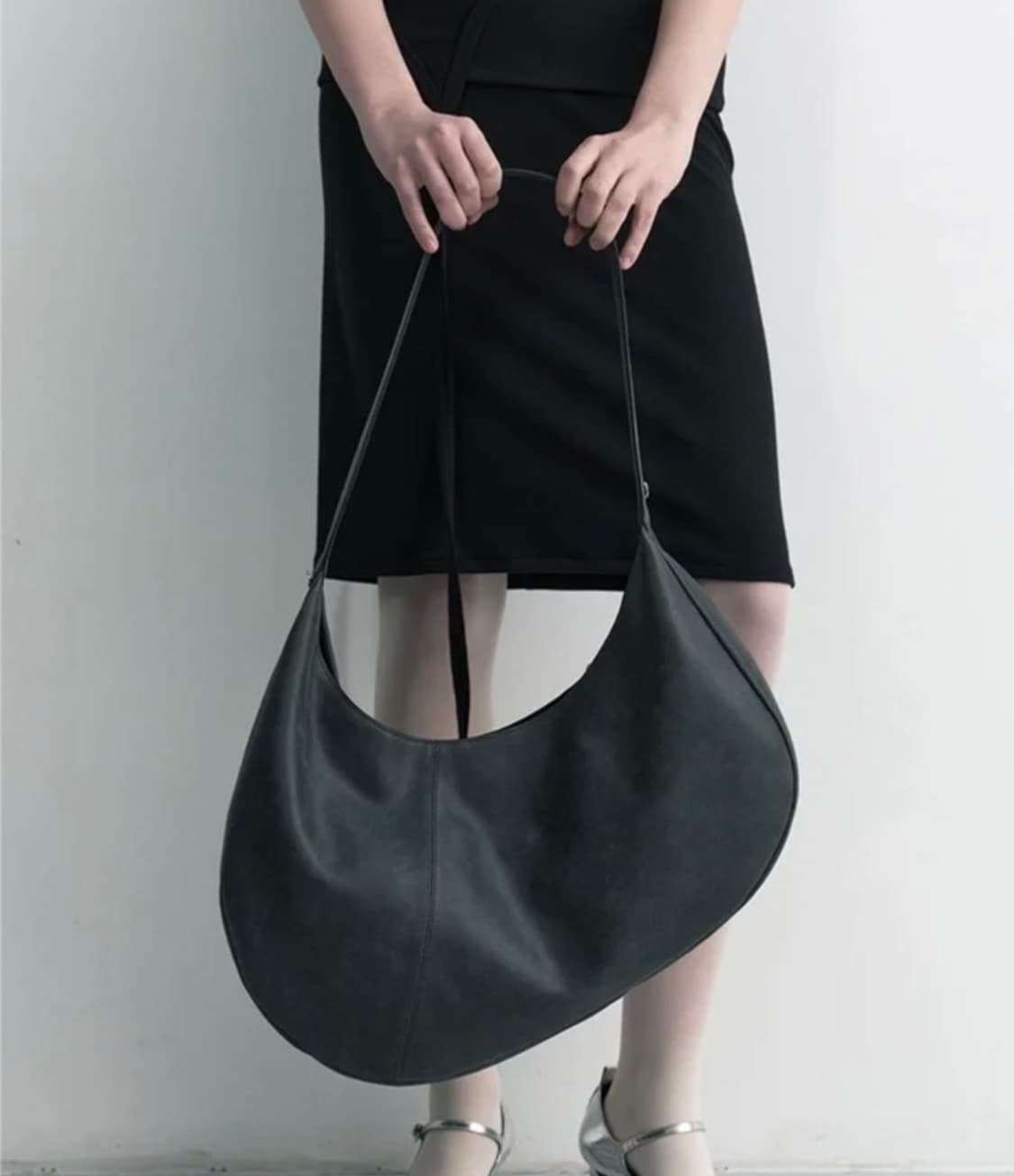 스튜디오테이블 크레페 빅 숄더백 워시드그레이 상품이미지5