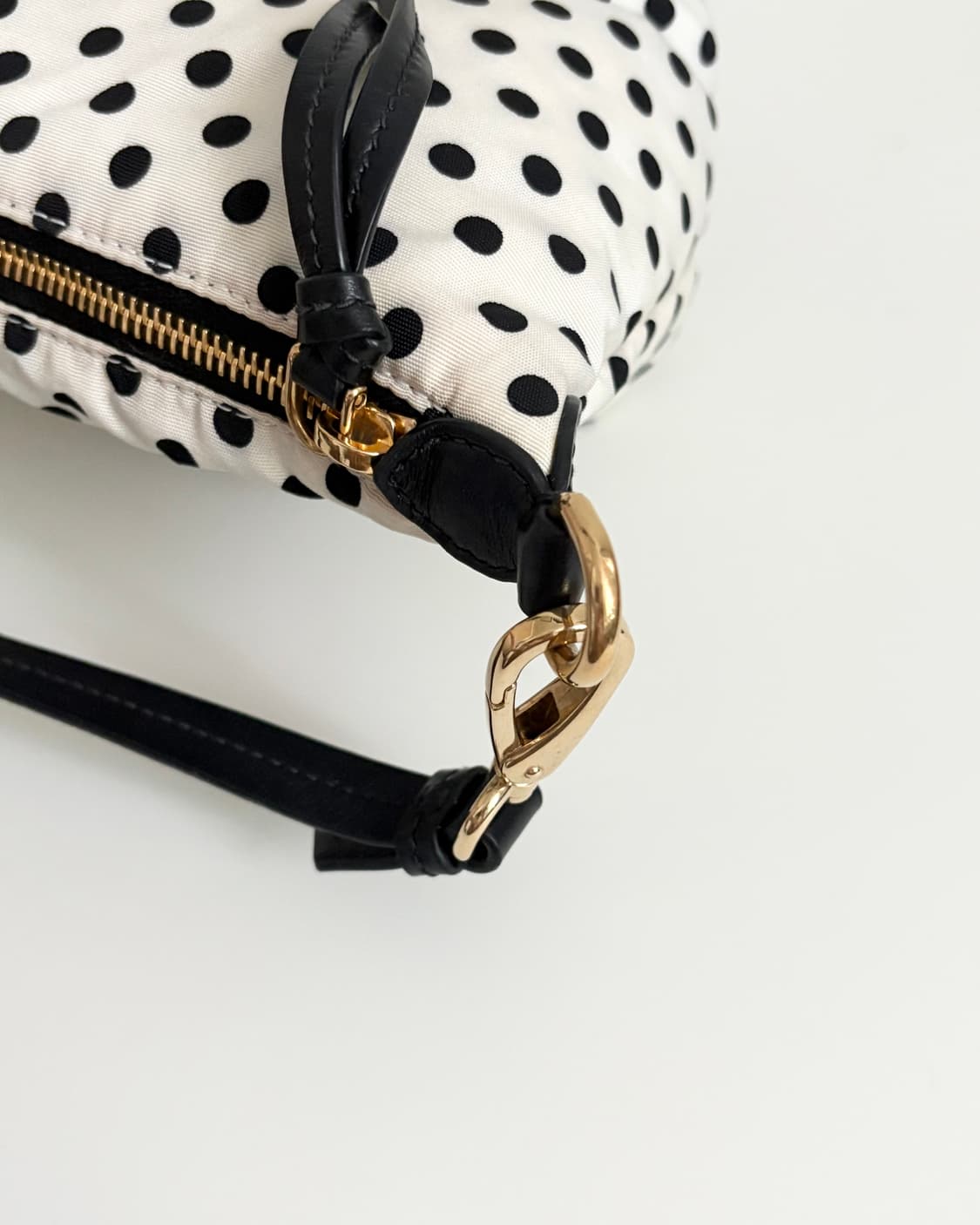 miumiu 미우미우 도트 리나일론 백 상품이미지9