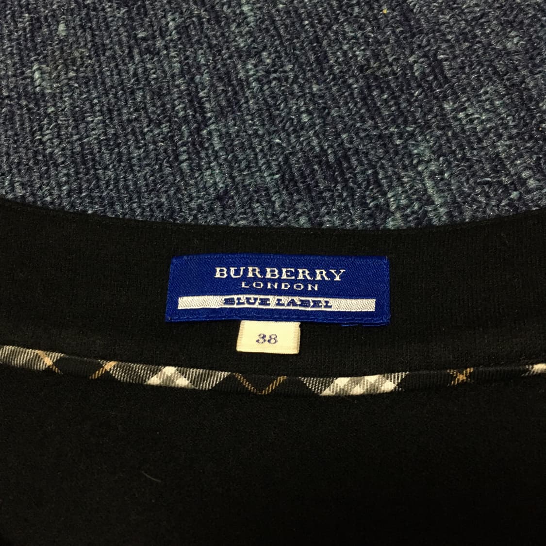 버버리 블루라벨 빈티지 옆셔링 긴팔티 롱슬리브 상품이미지2