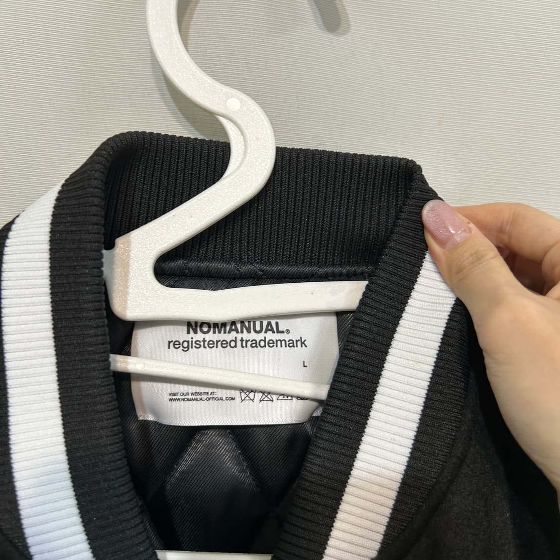 노매뉴얼 2022 남성 바시티 패딩 100 상태최상 상품이미지2