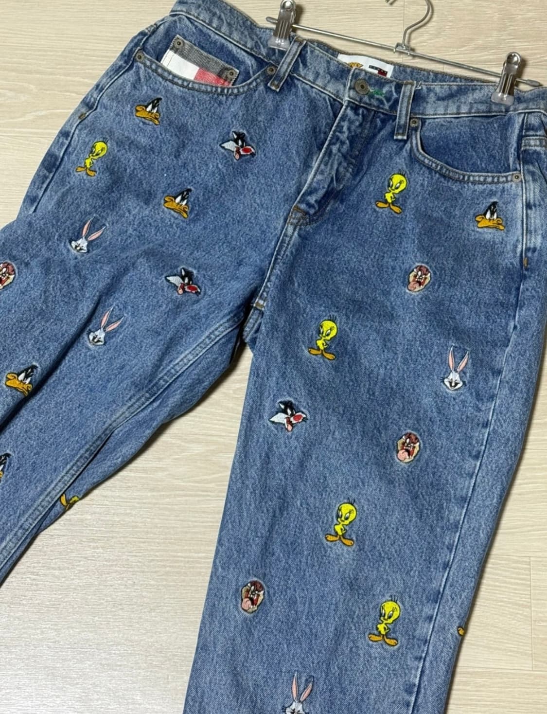 타미진스 루니툰 콜라보 청바지 30/32 상품이미지1