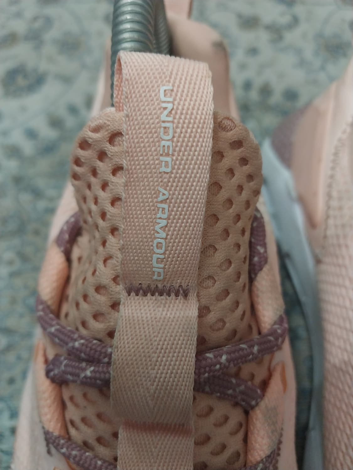 언더아머 호버 STRT 스니커즈 245mm 상품이미지8