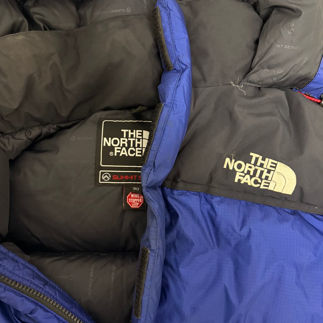 노스페이스 써밋시리즈 윈드스토퍼 700필 패딩 남성90 상품이미지4