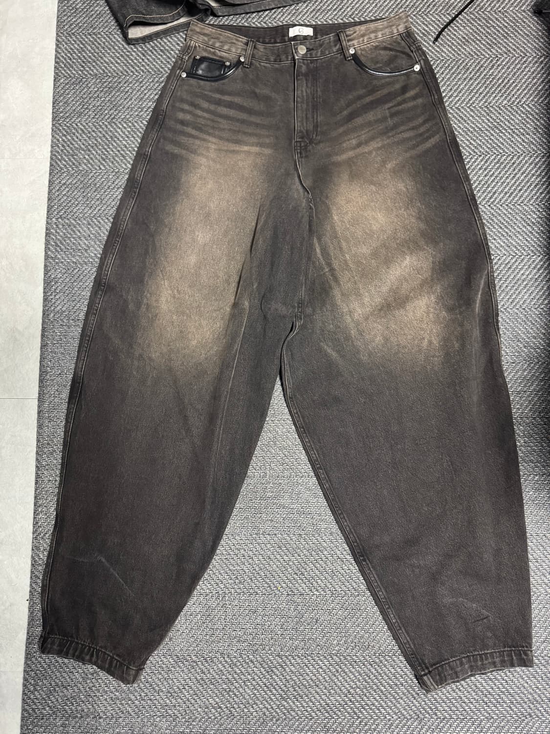 뉴칲식 디피 앤틱 워시드 배기 진 상품이미지2