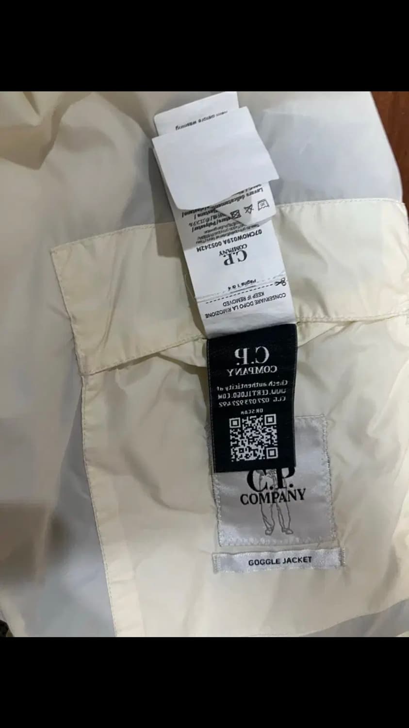 Cp 컴퍼니 쉘 조끼패딩 상품이미지4