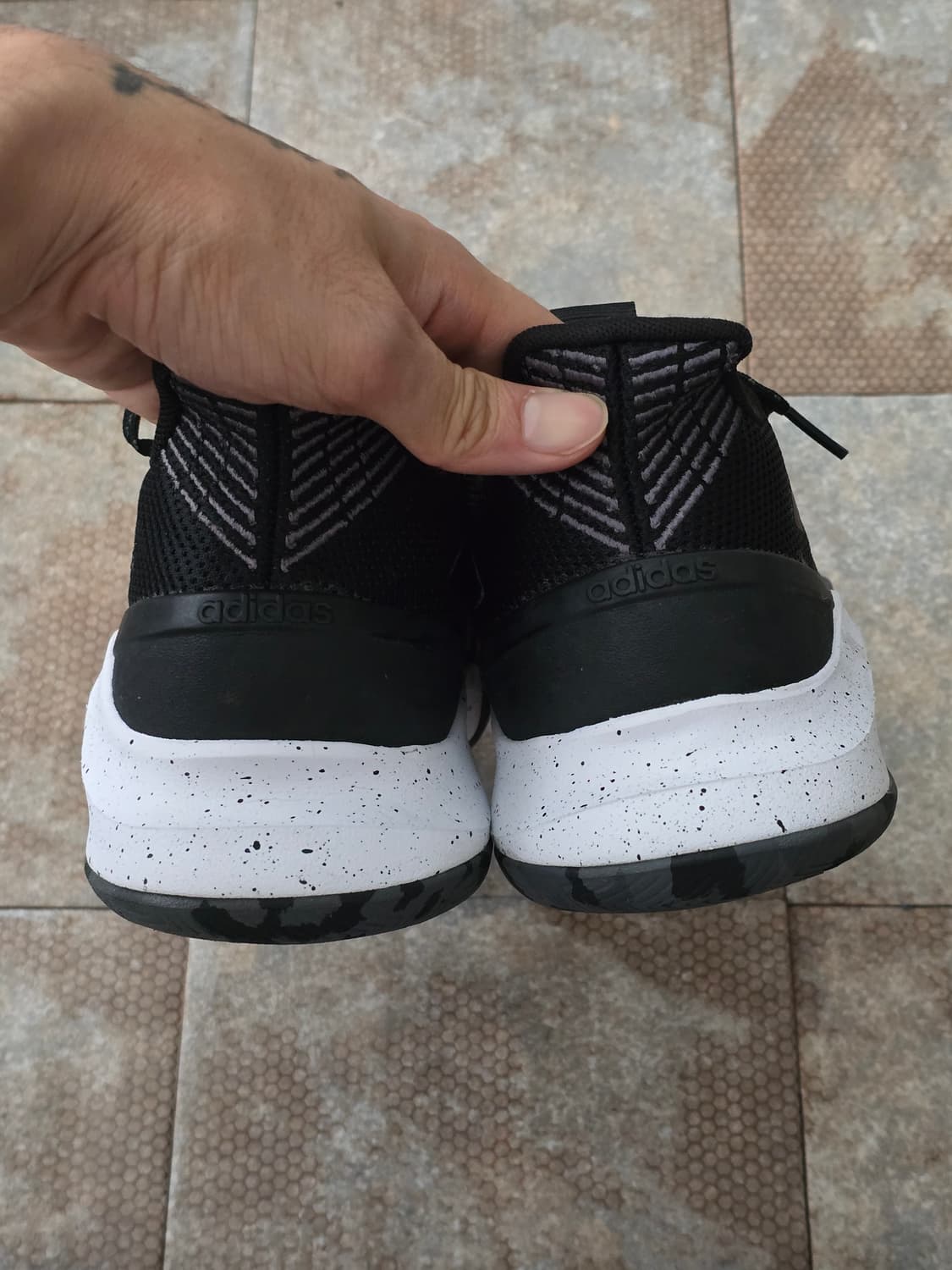 (260)아디다스 런 더 게임 상품이미지7