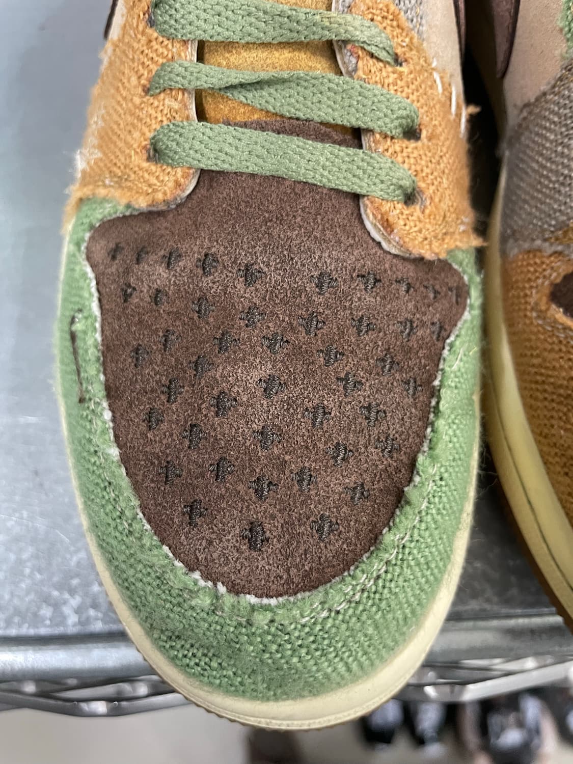 조던1 X 자이언 윌리엄슨 플랙스 앤 오일 그린 240 상품이미지7