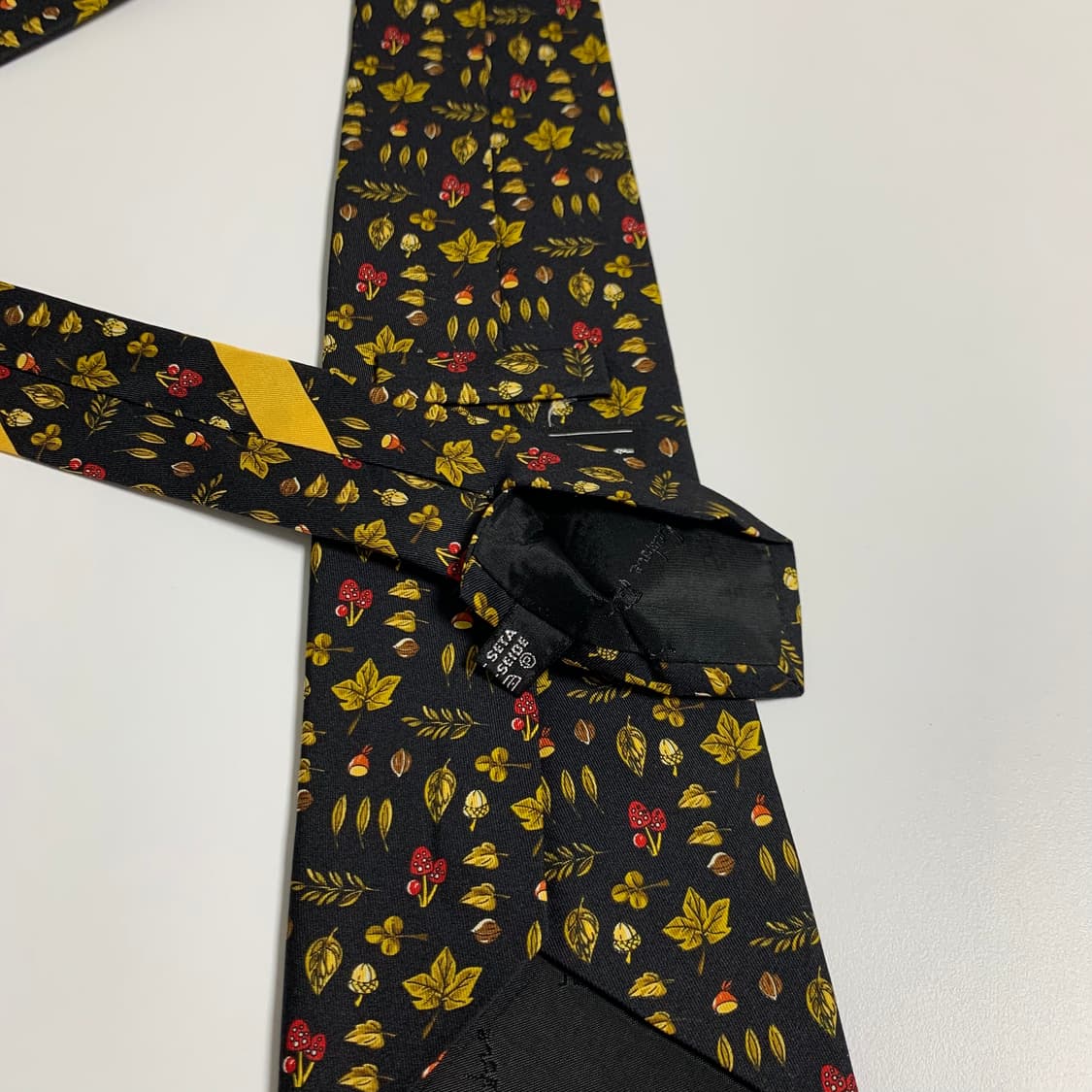 살바토레 페레가모 블랙 새상품급 명품 100실크 넥타이 상품이미지7