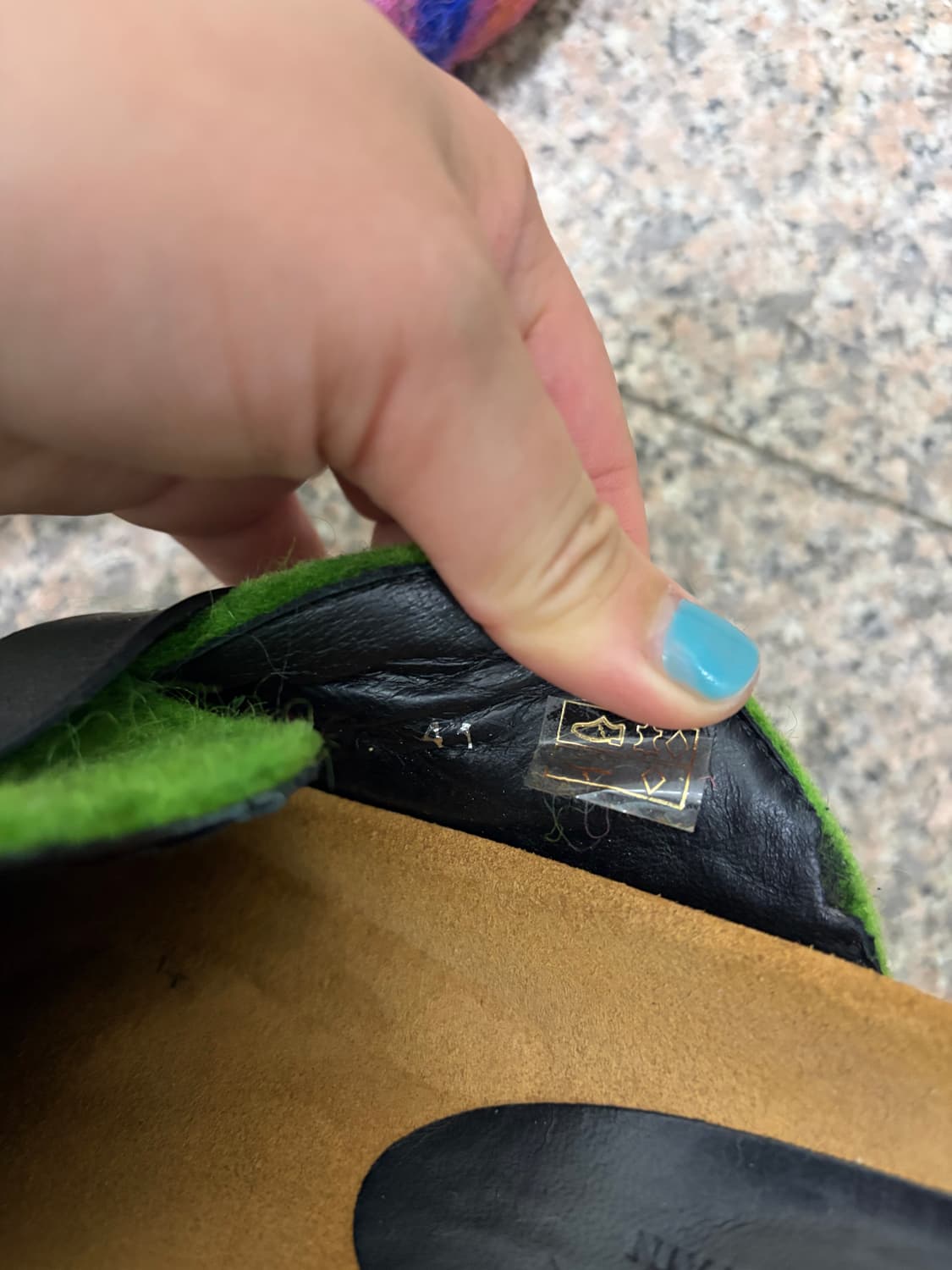 JW앤더슨 펠트 슬리퍼 멀티컬러 상품이미지3