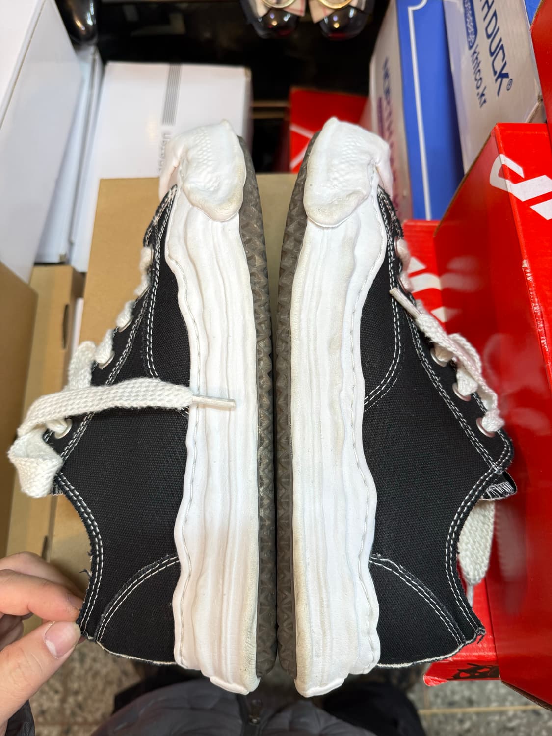 (44) 메종 미하라 야스히로 행크 OG 솔 캔버스 로우탑 스니커즈 블랙 상품이미지4