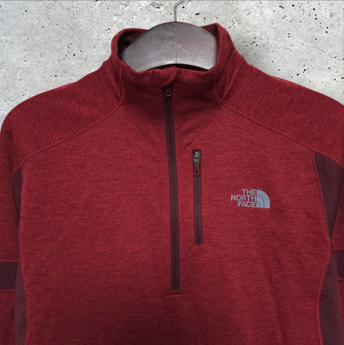 노스페이스 여성 하프집업 기능성 티셔츠 (85/XS) 상품이미지2