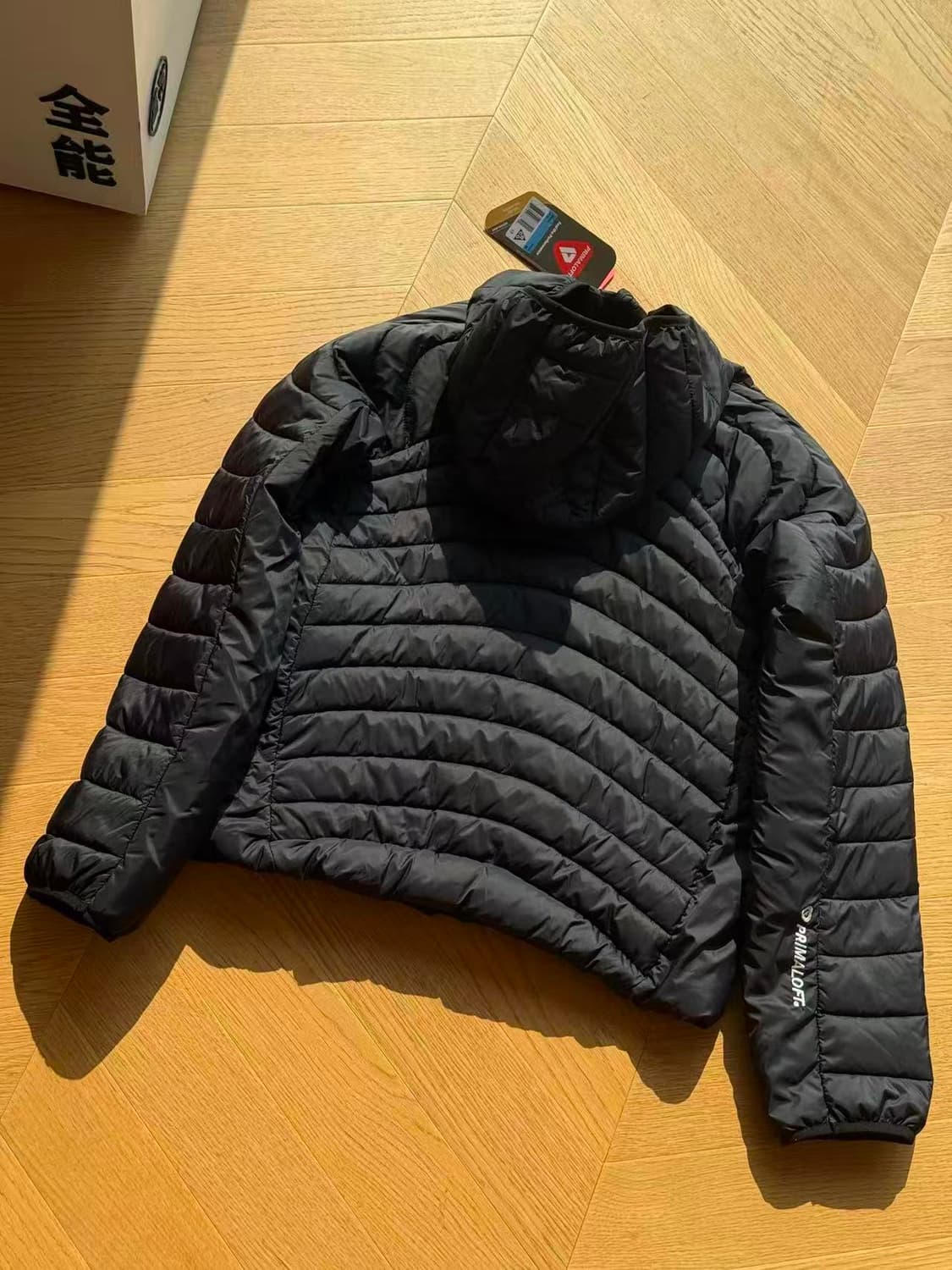 나이키 ACG 라바 플로우 써마핏 ADV 자켓 블랙 서밋 화이트 상품이미지2