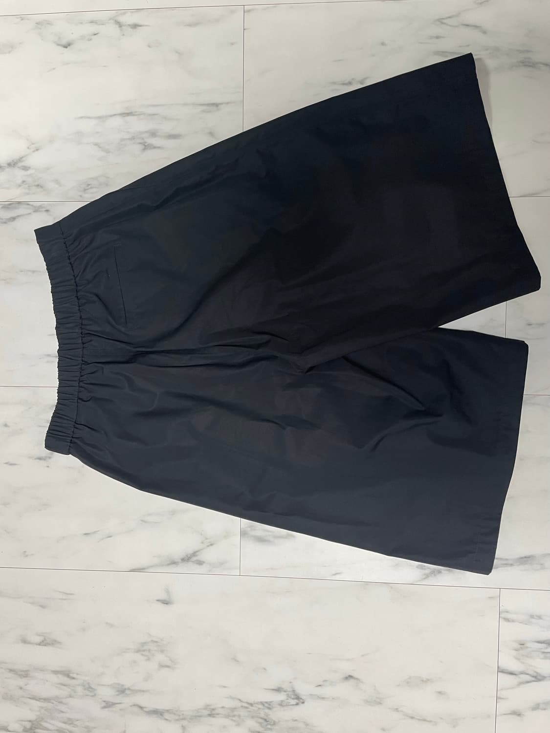 아모멘토 턱와이드 쇼츠 상품이미지2