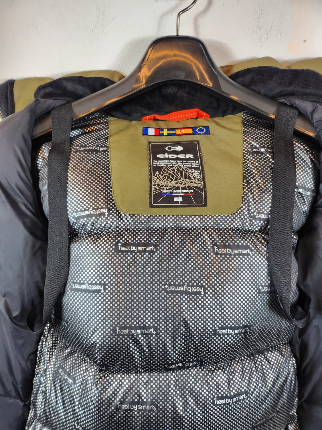 아이더 발열다운패딩 카키 90 S 새제품급 상품이미지7