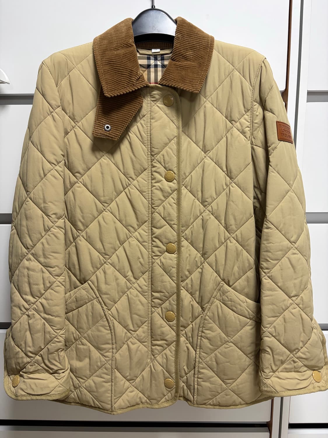 [2회착용] 버버리 여성용 퀼팅 자켓 XS 상품이미지1