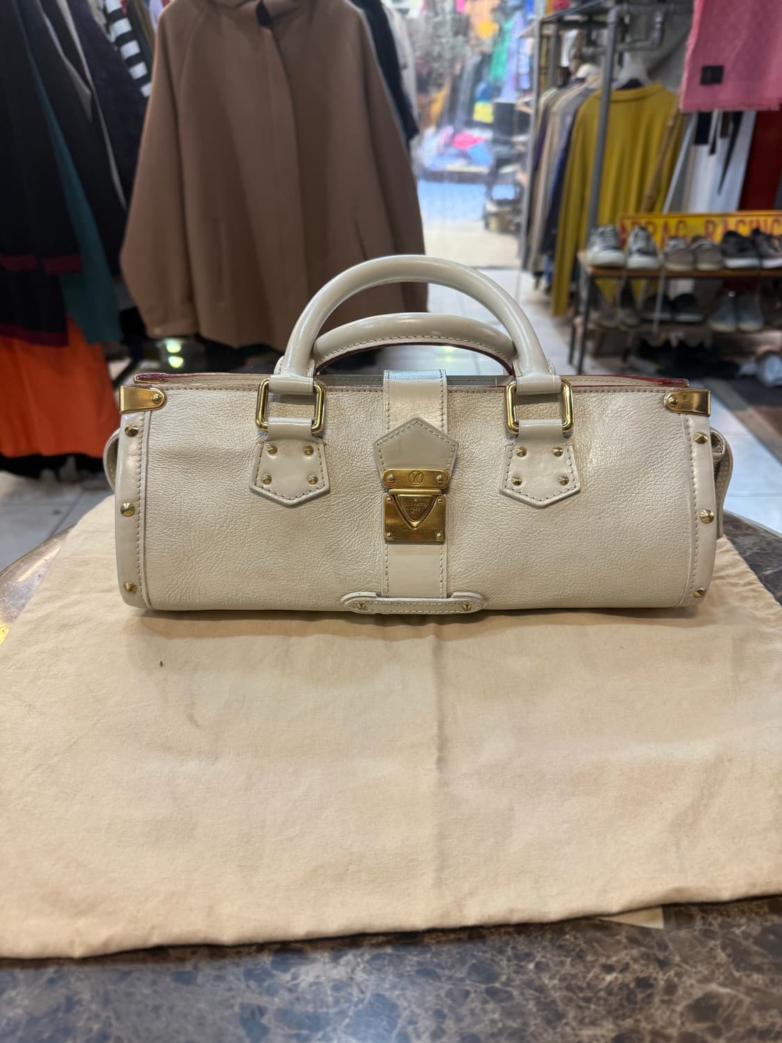 정품 루이비통 수할리 레파누이 PM 팝니다 상품이미지1