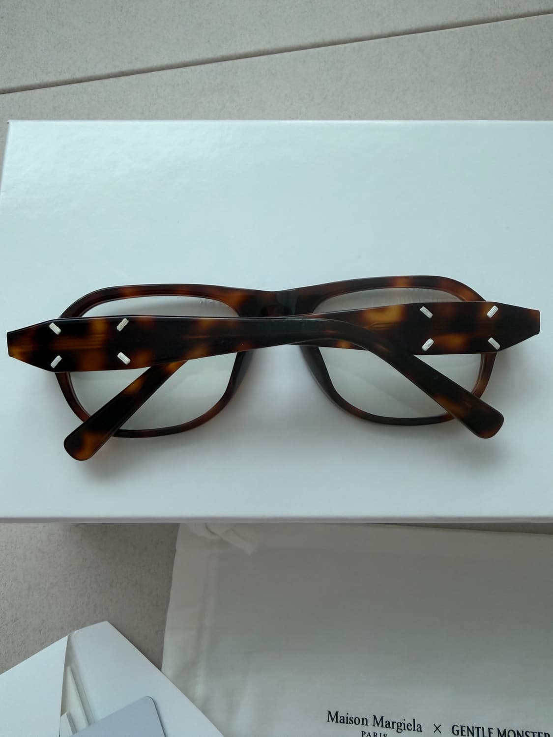 젠틀몬스터 마르지엘라 mm113 상품이미지3