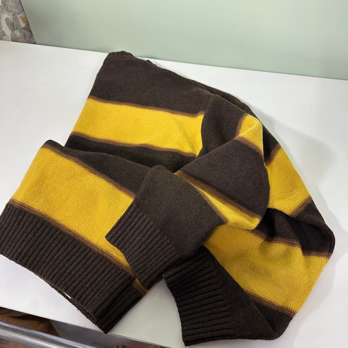 XL 커버낫 브라운옐로우 루즈핏 라운드 단가라니트 상품이미지5