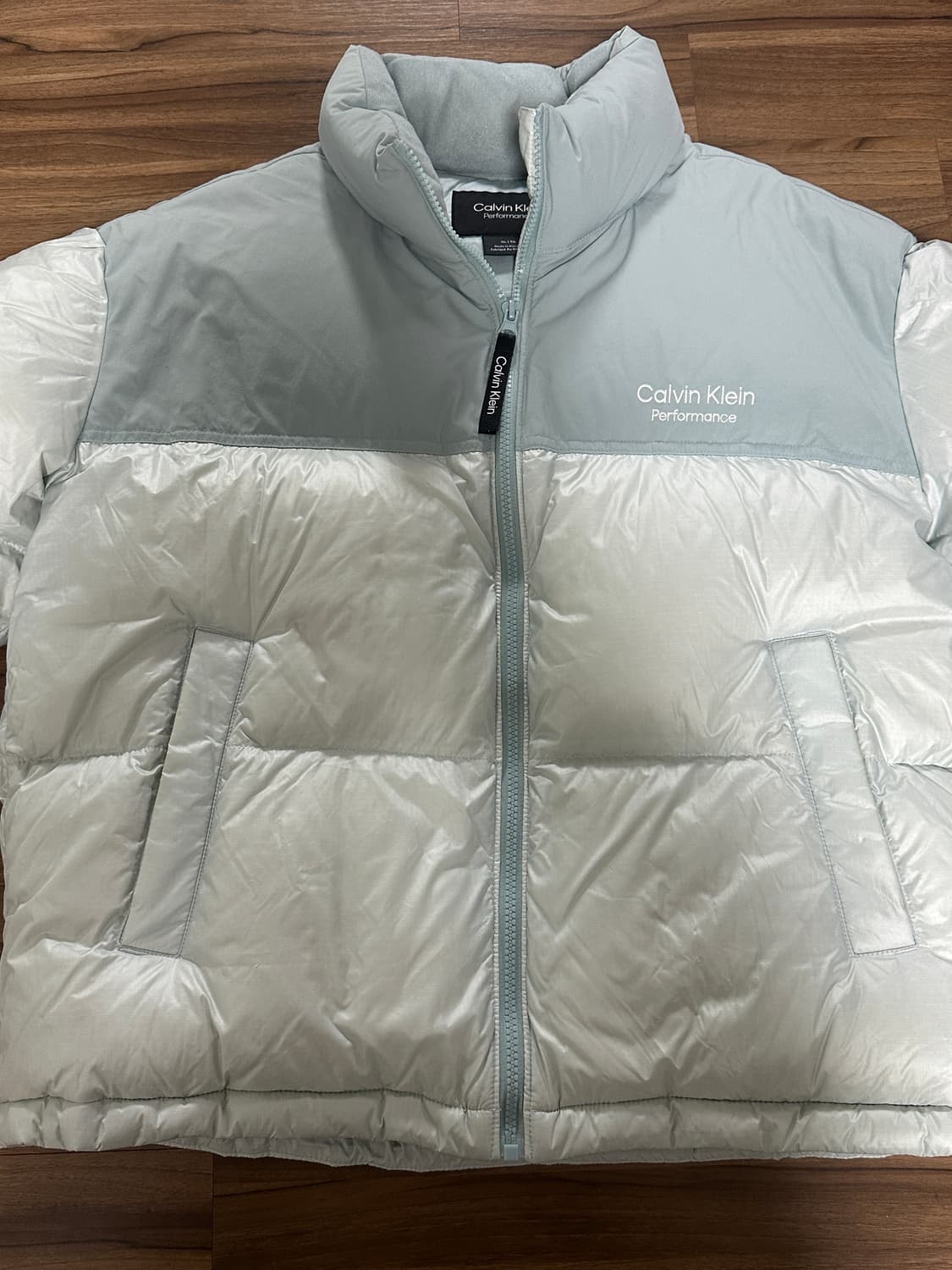 캘빈클라인 퍼포먼스 패딩 민트 상품이미지1