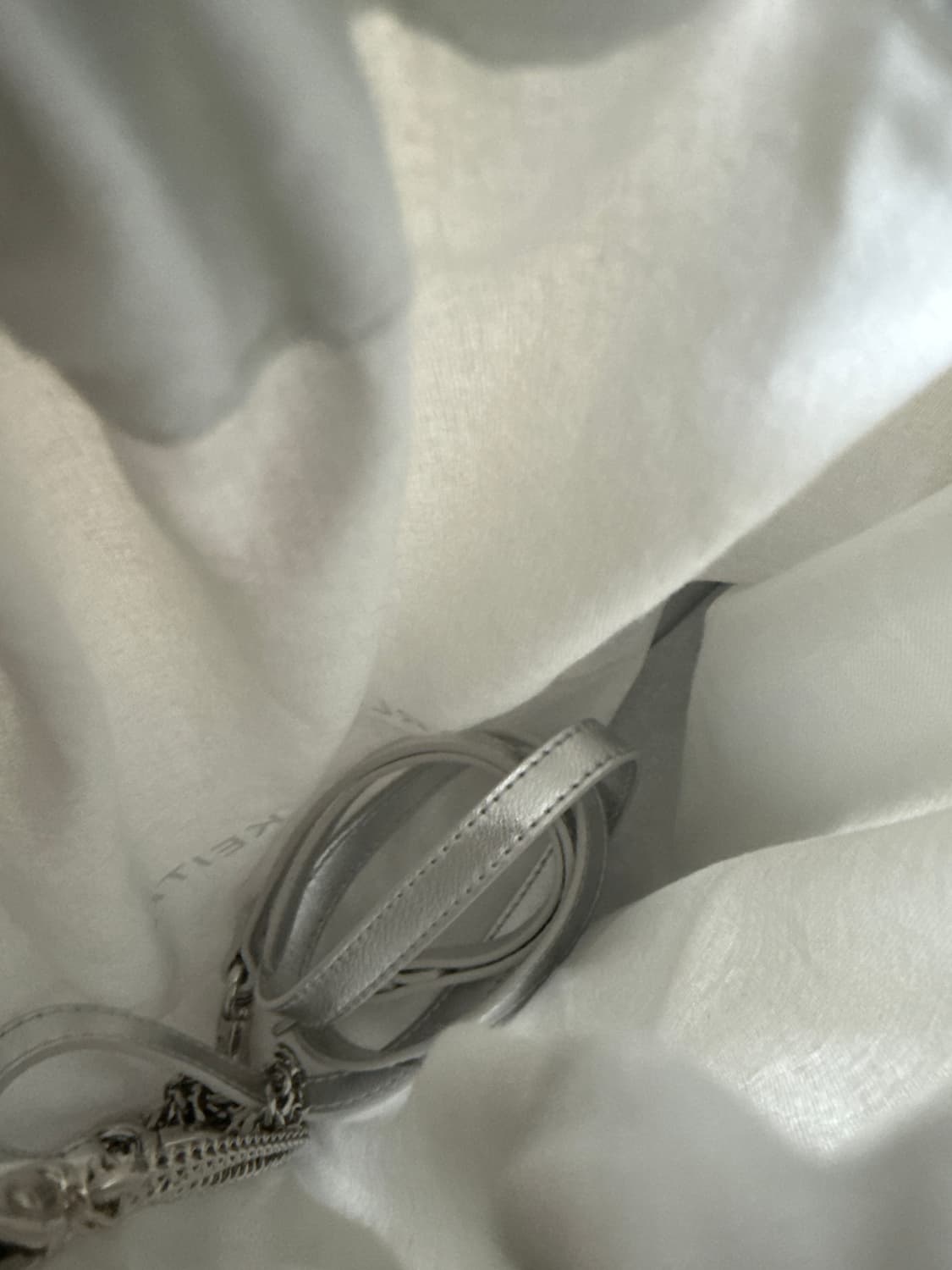 찰스앤키스 한소희 팩백 상품이미지6