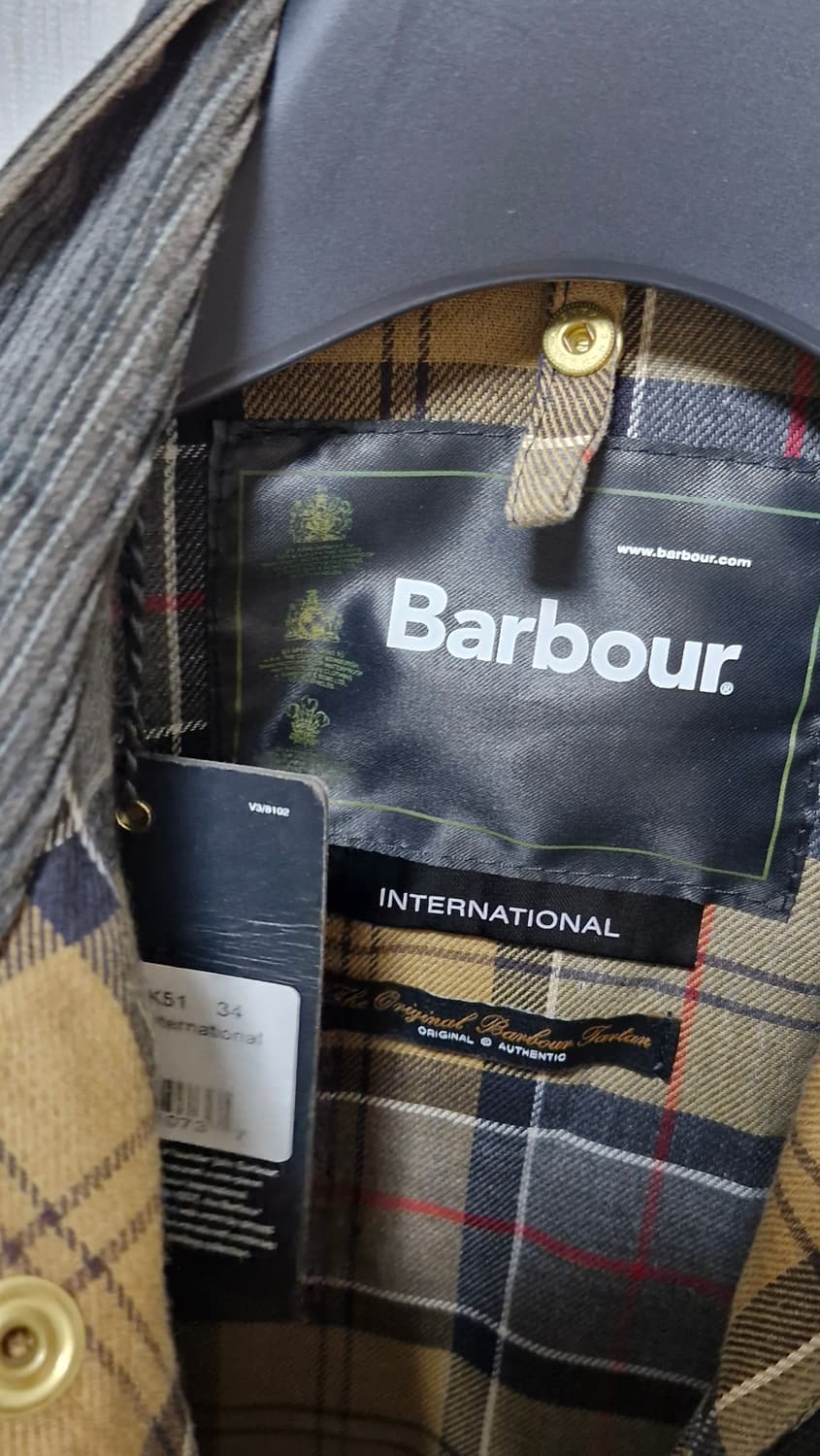 바버 인터네셔널 블랙 자켓 34 상품이미지3