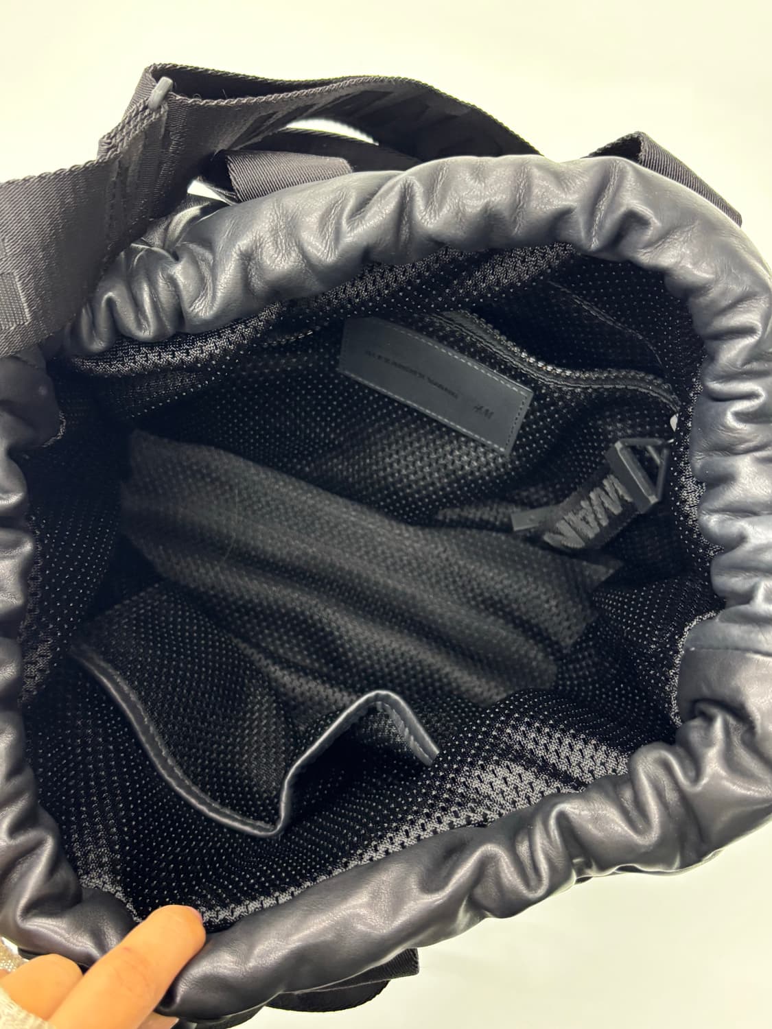 Alexanderwang 알렉산더왕Xh&m 레더 숄더백 상품이미지6