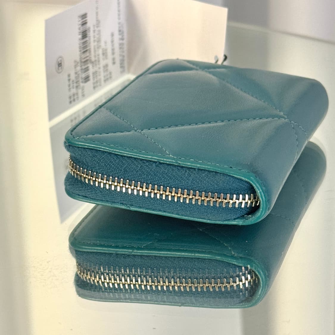 [풀구성] 샤넬 19 지퍼돌이 중지갑 30번대 상품이미지4