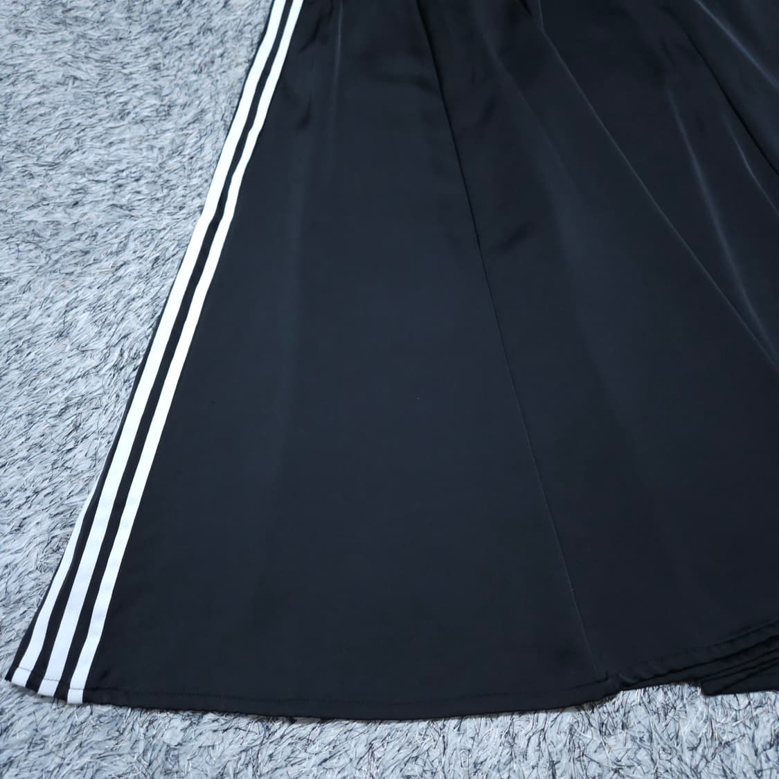 아디다스) M 롱스커트 새틴삼선치마 / 왕눈이샵 상품이미지5