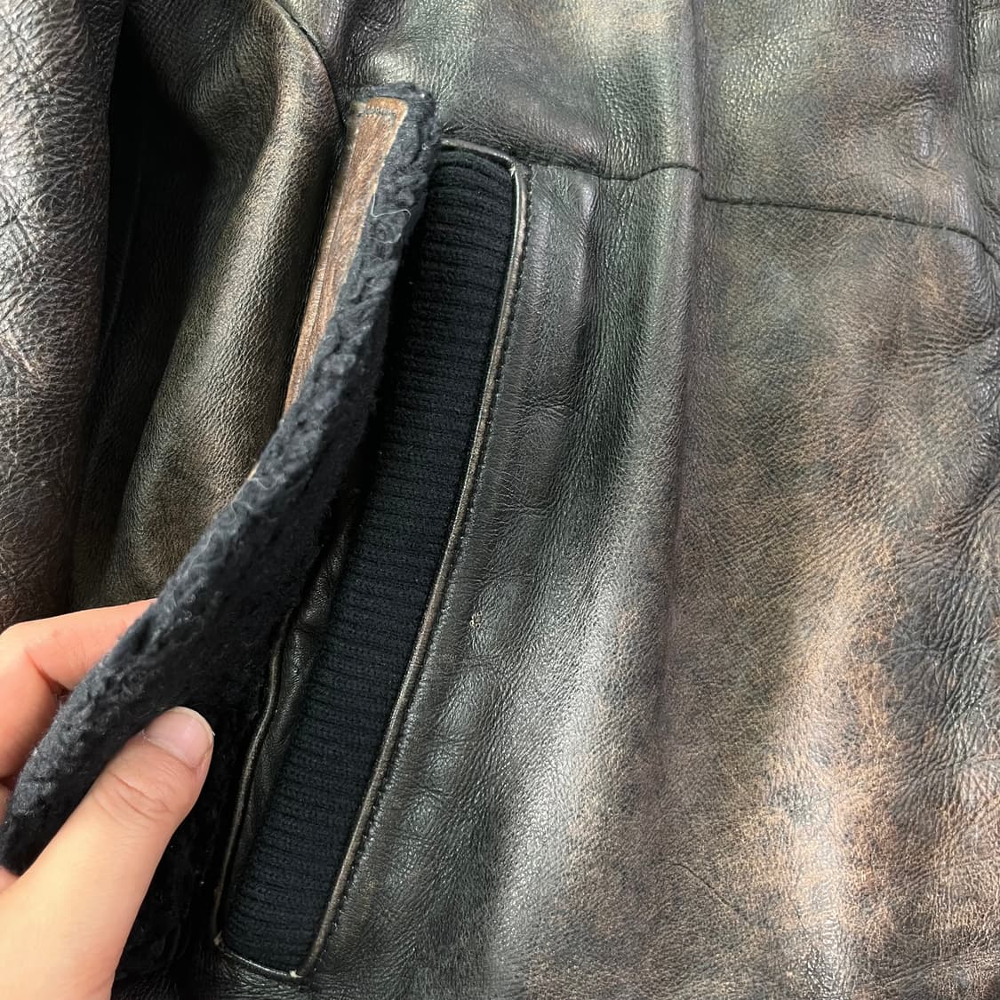 100 디젤 리얼 가죽 무스탕 자켓  상품이미지5