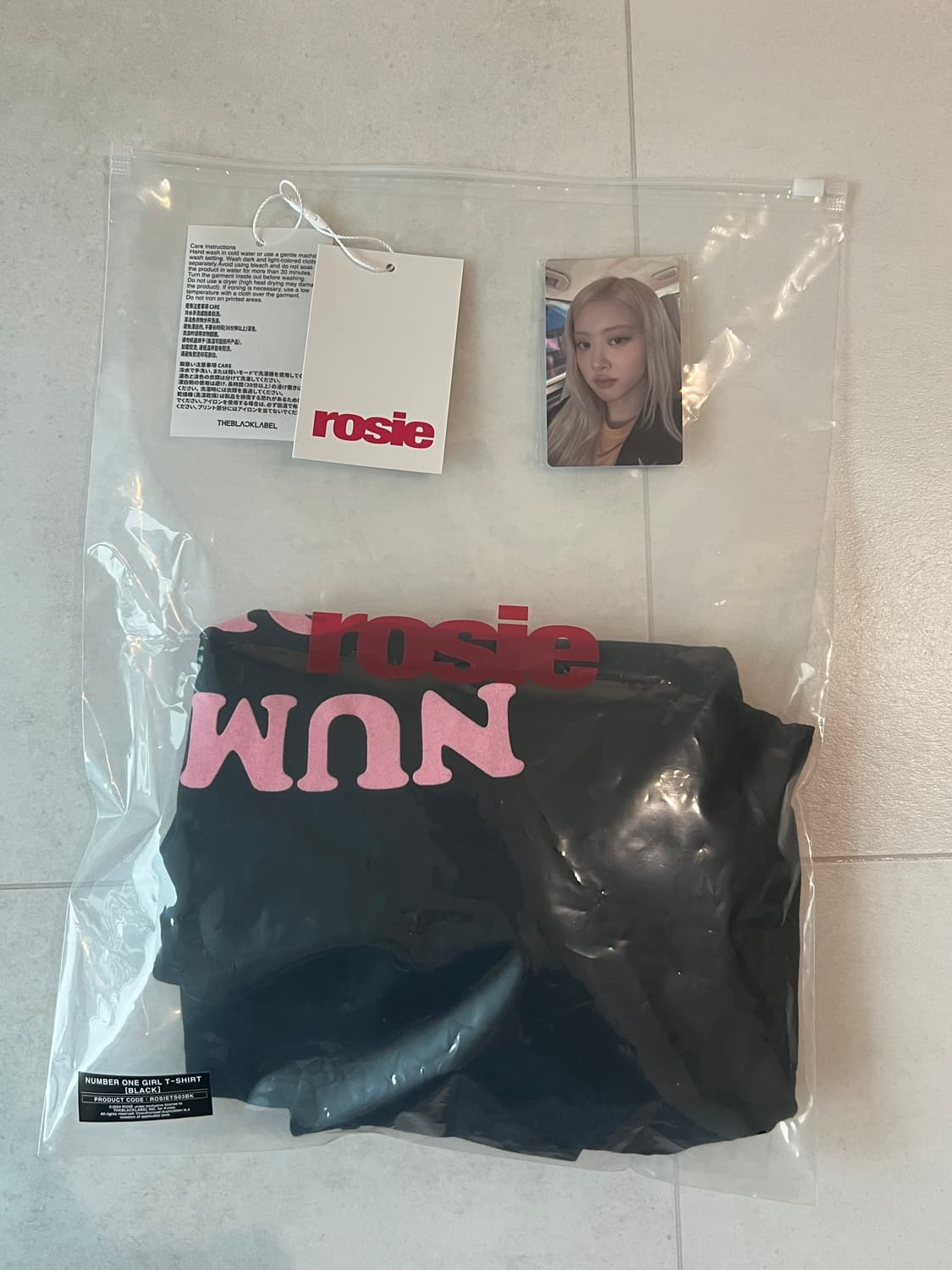 로제 팝업 티셔츠 number one girl 상품이미지6