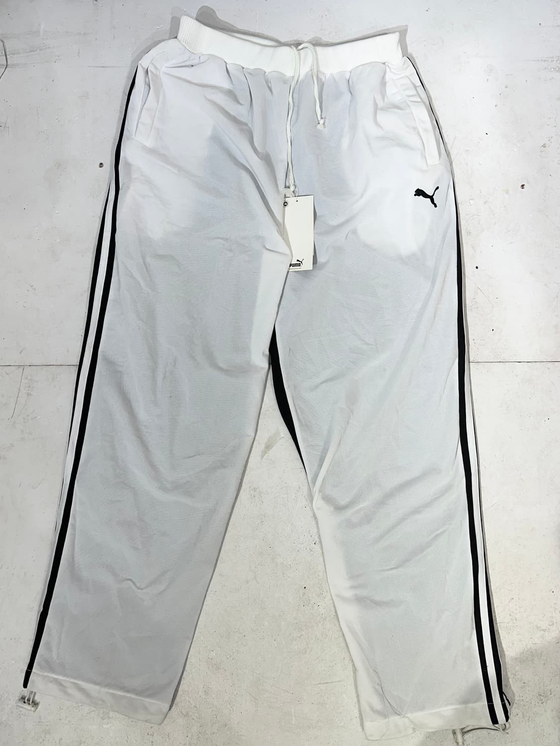 푸마 데드스탁 와이드 화이트 블랙 사이드 라인 추리닝 트레이닝 팬츠 L 상품이미지4